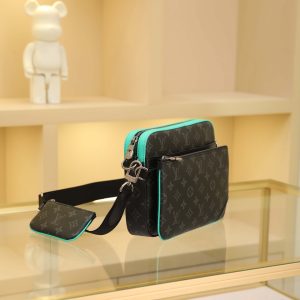 Alternative view of Crafted from Monogram Eclipse canvas and Monogram Eclipse Reverse canvas. The signature tonal gray pattern accentuates the lines of this versatile hybrid design. Beyond functioning as a traditional crossbody bag, it includes a detachable zippered pouch and a coin purse attached to the strap. Dimensions: 25.0 x 18.5 x 7.0 cm